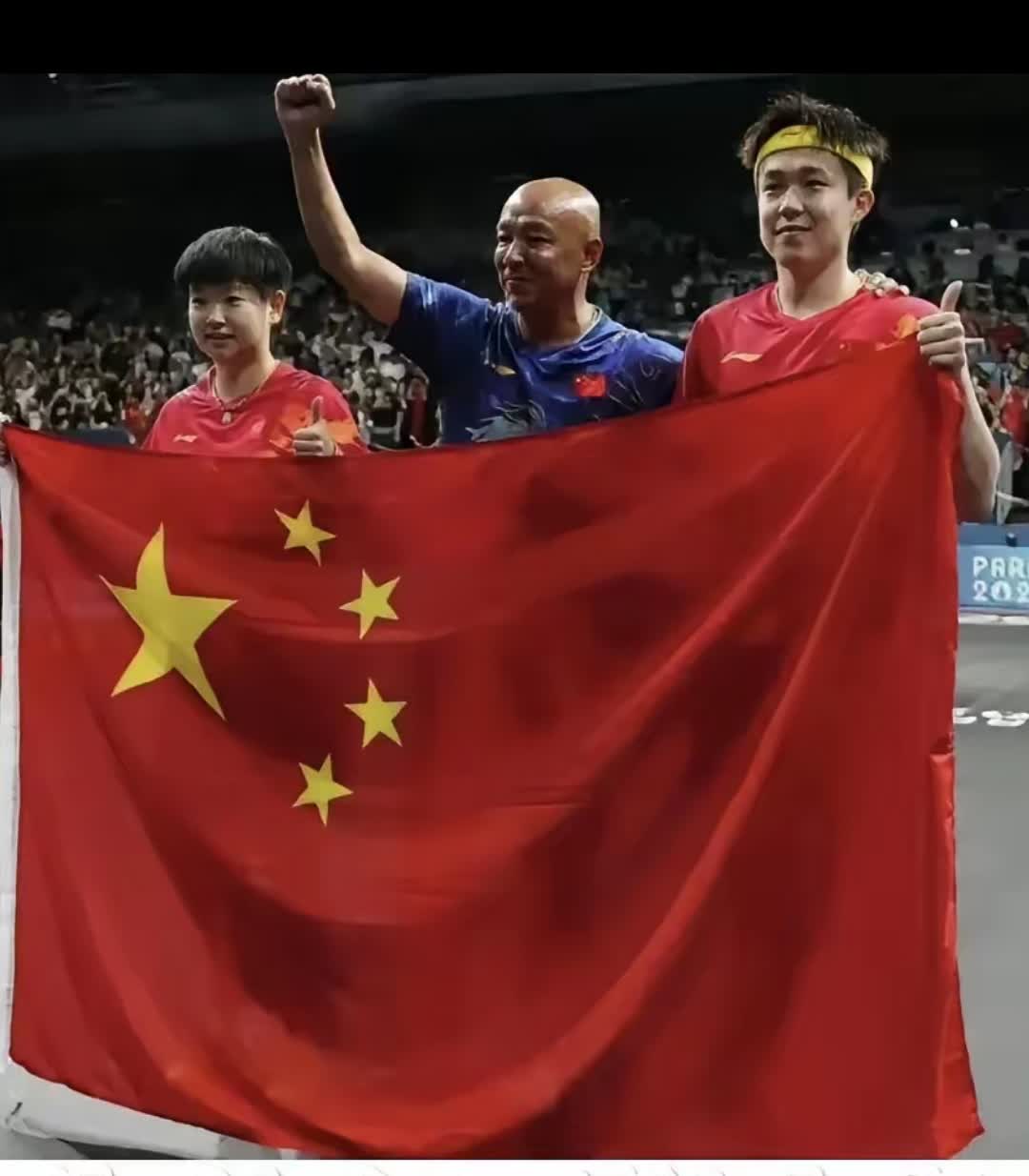 运动员表现出色，领导球队连续获胜
